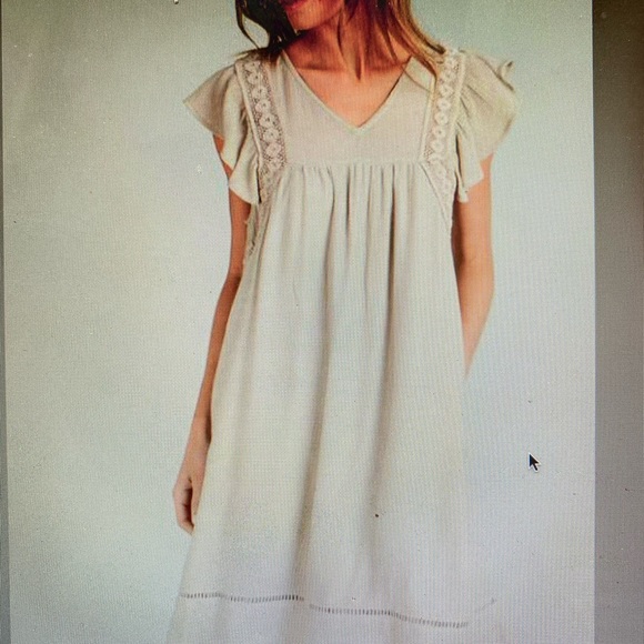 Doe & Rae Boutique Linen Dress - Picture 1 of 3